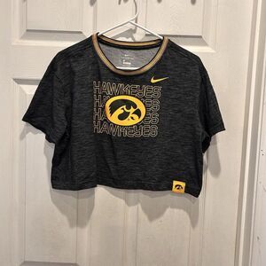 Nike Women's University of‎ Iowa Hawkeyes Crop Top Medium Dri-Fit Cotton Blend